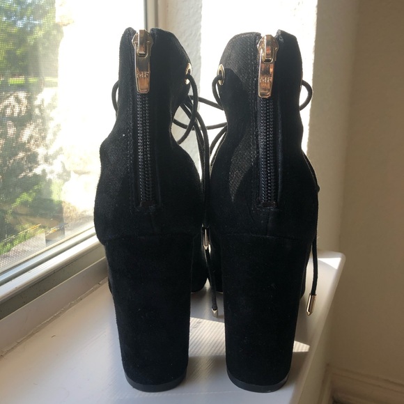 Marc Fisher Heels - Picture 3 of 4